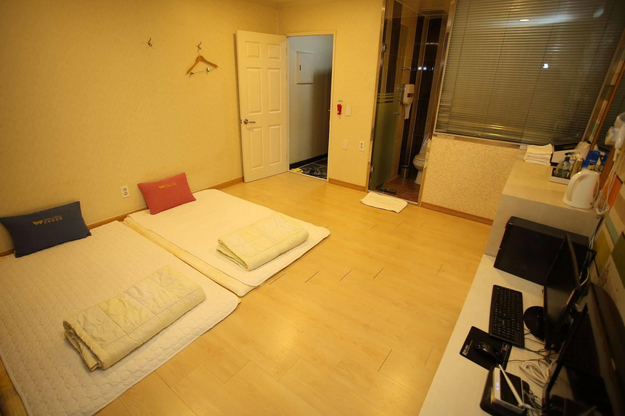 โรงแรมเซ็นทรัล ชางวอน ภายนอก รูปภาพ